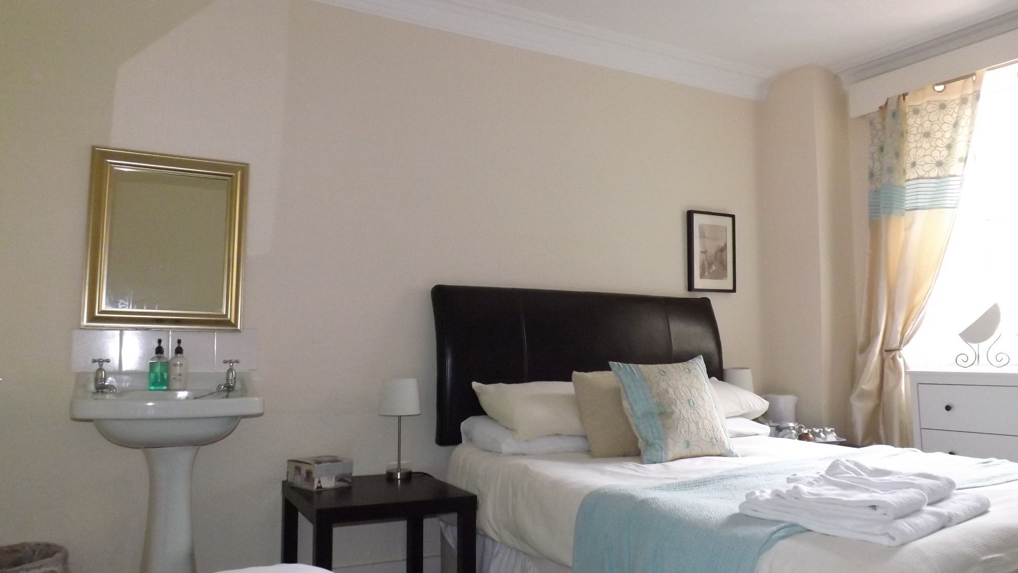 The Bruce Inn B&B Falkland Εξωτερικό φωτογραφία